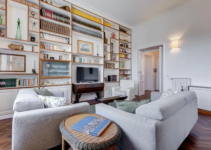 Elegant 3-bedroom In Piazza Mazzini * Rom