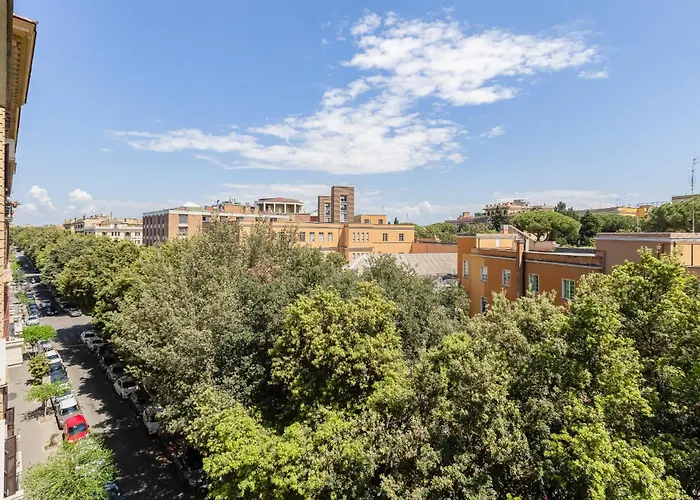 Elegant 3-bedroom In Piazza Mazzini Apartment Rom