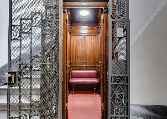 Elegant 3-bedroom In Piazza Mazzini Rom