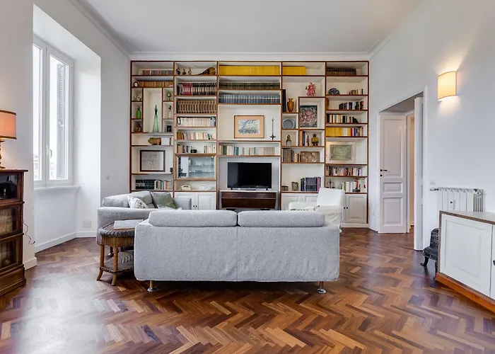 Apartment Elegant 3-bedroom In Piazza Mazzini *
