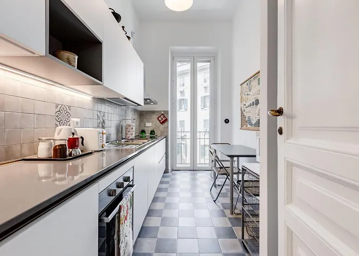 Elegant 3-bedroom In Piazza Mazzini