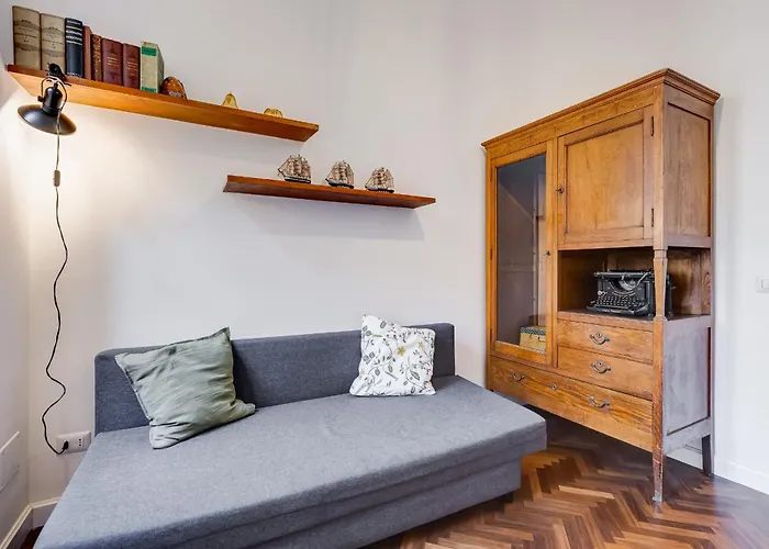 Elegant 3-bedroom In Piazza Mazzini Apartment