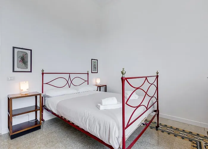 Elegant 3-bedroom In Piazza Mazzini * Rom