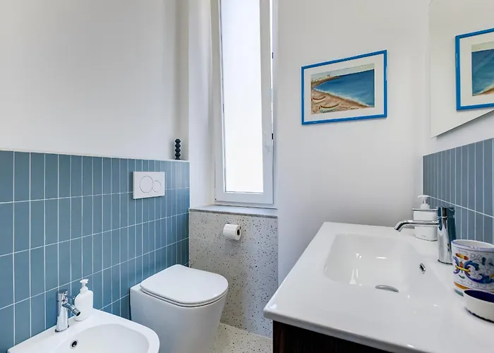 Elegant 3-bedroom In Piazza Mazzini Apartment