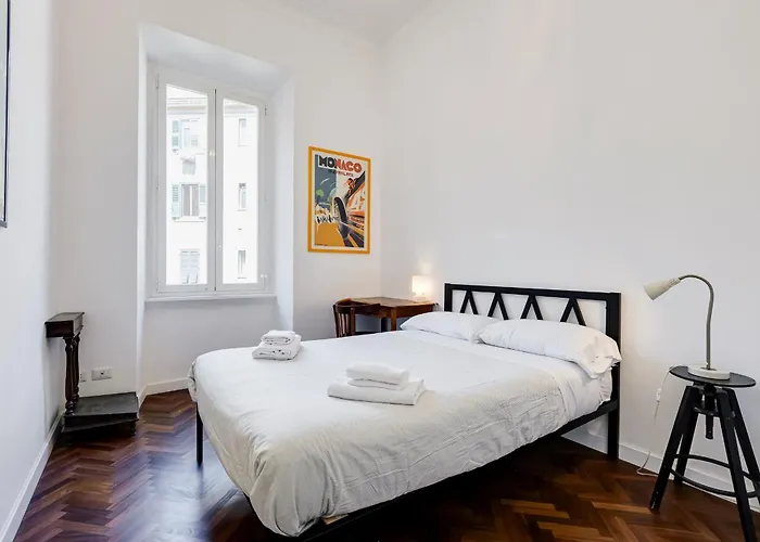 Elegant 3-bedroom In Piazza Mazzini Apartment *