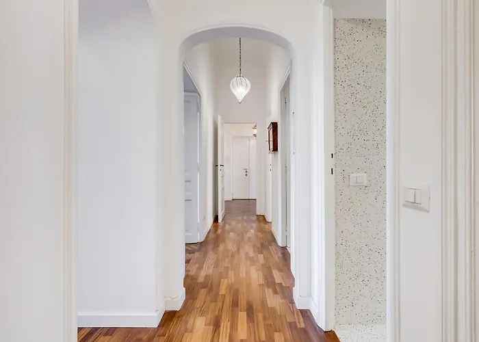 Elegant 3-bedroom In Piazza Mazzini Rom
